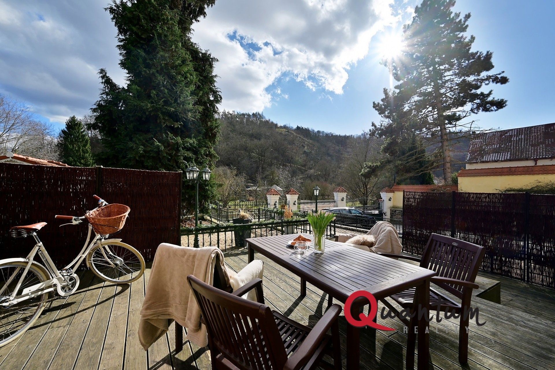 2+kk, V Šáreckém údolí 466, Praha, 47 m²