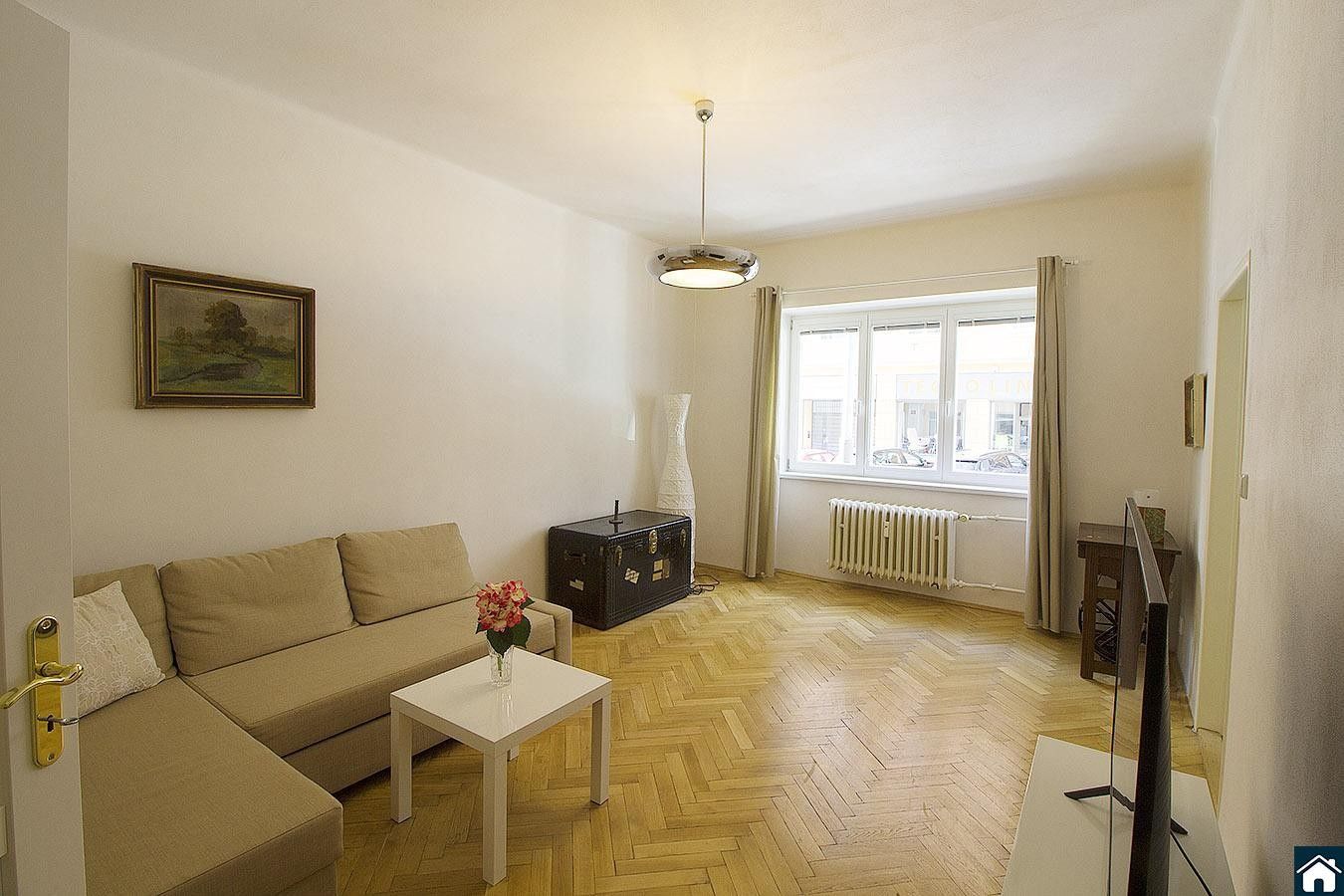 Byt 3+1 · 72 m² · Písecká, Praha - 3