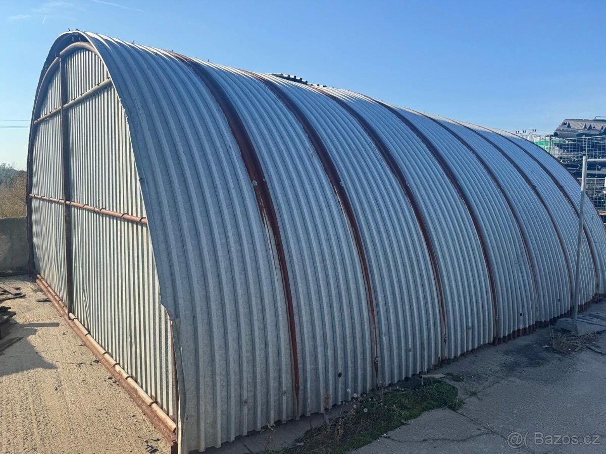 Garáže, 987 65, Slovensko