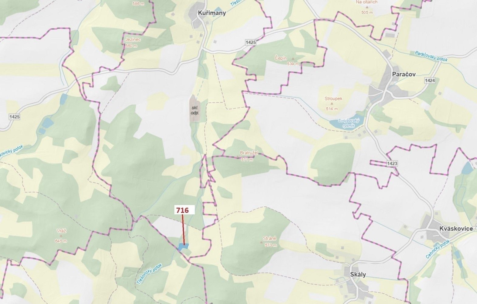 Les, 4 499 m²