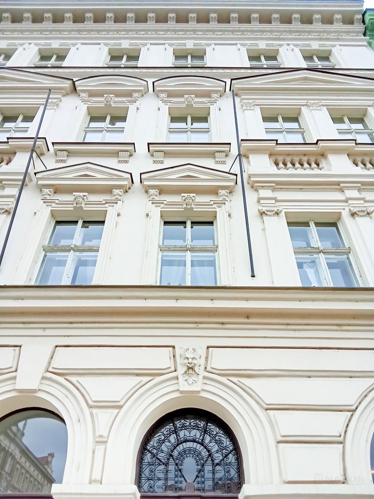 Pronájem byt 2+kk - Štefánikova, Praha, 46 m²