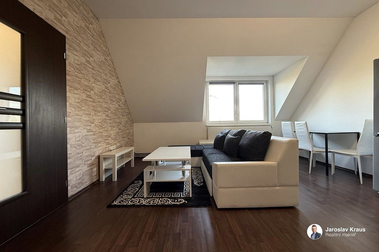 2+kk, Tyršova, Železnice, okres Jičín, 42 m² - 1
