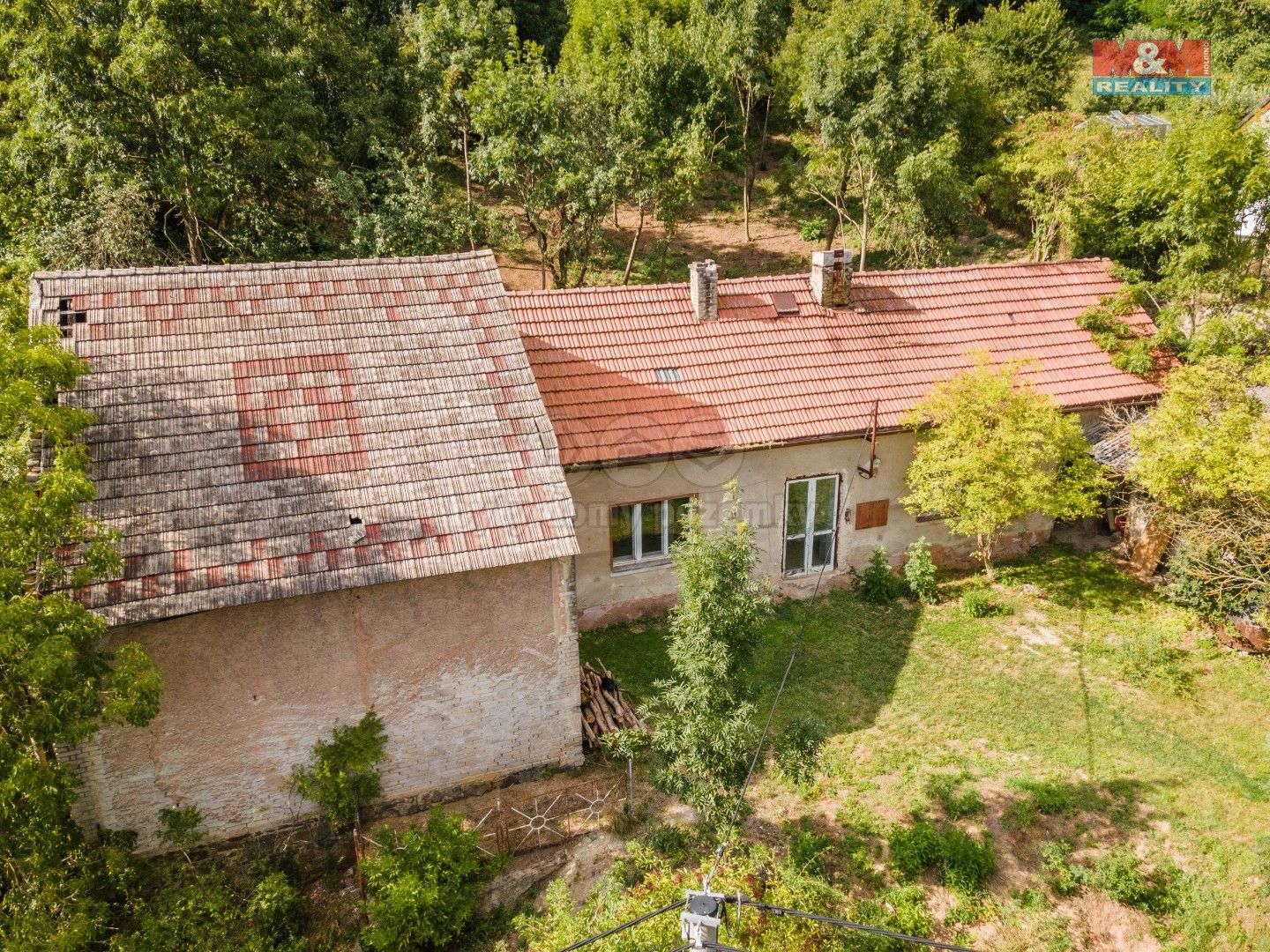 Prodej rodinný dům - Dolní Bezděkov, Bratronice, 145 m²