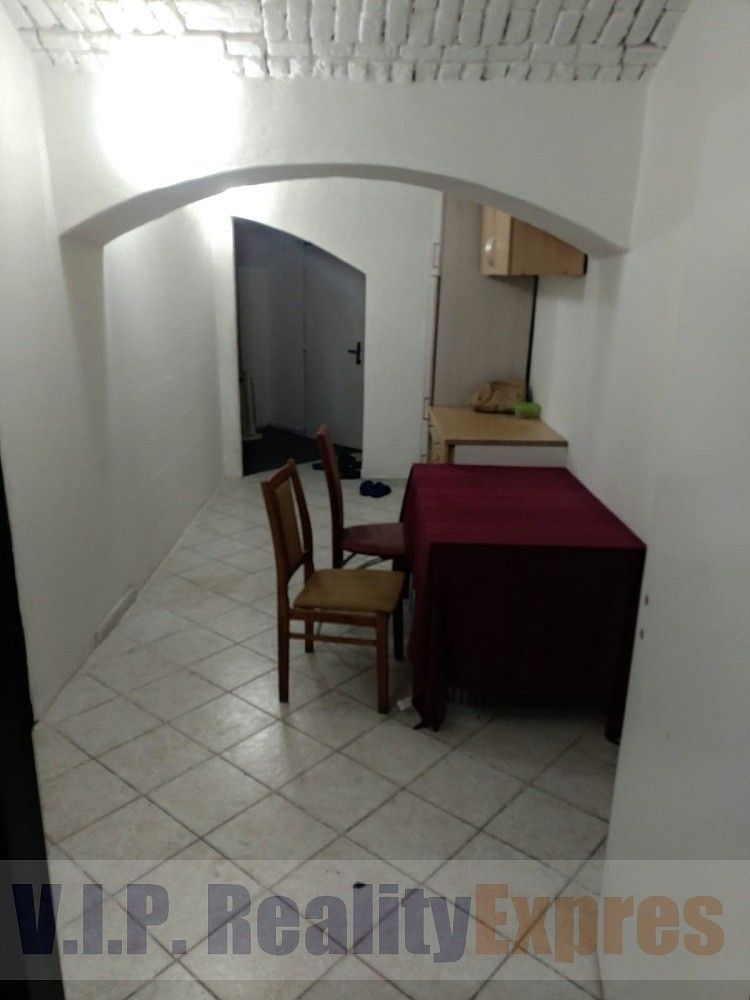 Ubytovací zařízení · 150 m² · Praha - Karlín, okres Praha 8, Hlavní město Praha - 3