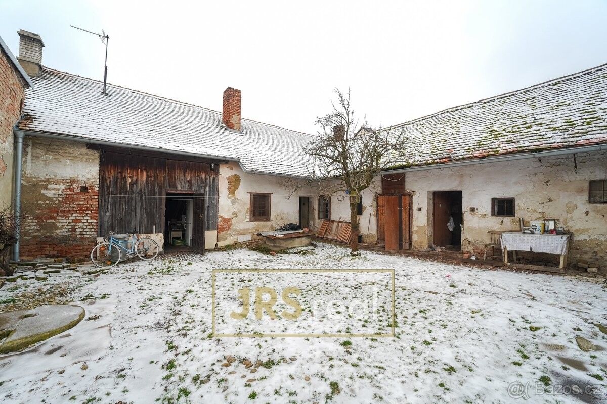 Prodej rodinný dům - Drnholec, 691 83