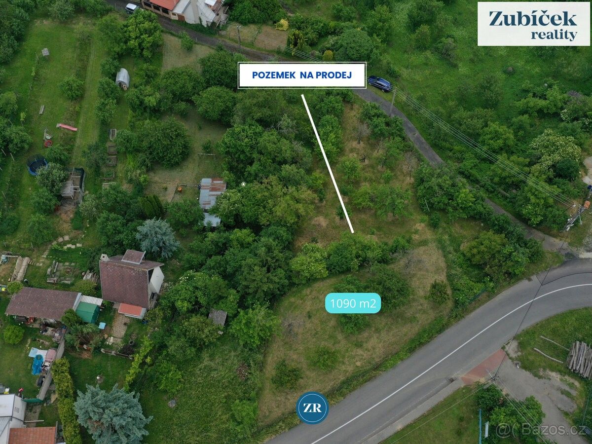 Prodej pozemek pro bydlení - Medlovice, 687 41