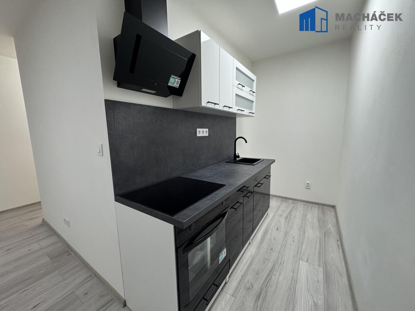 Prodej byt 2+kk - Arbesova, Teplice, 47 m²