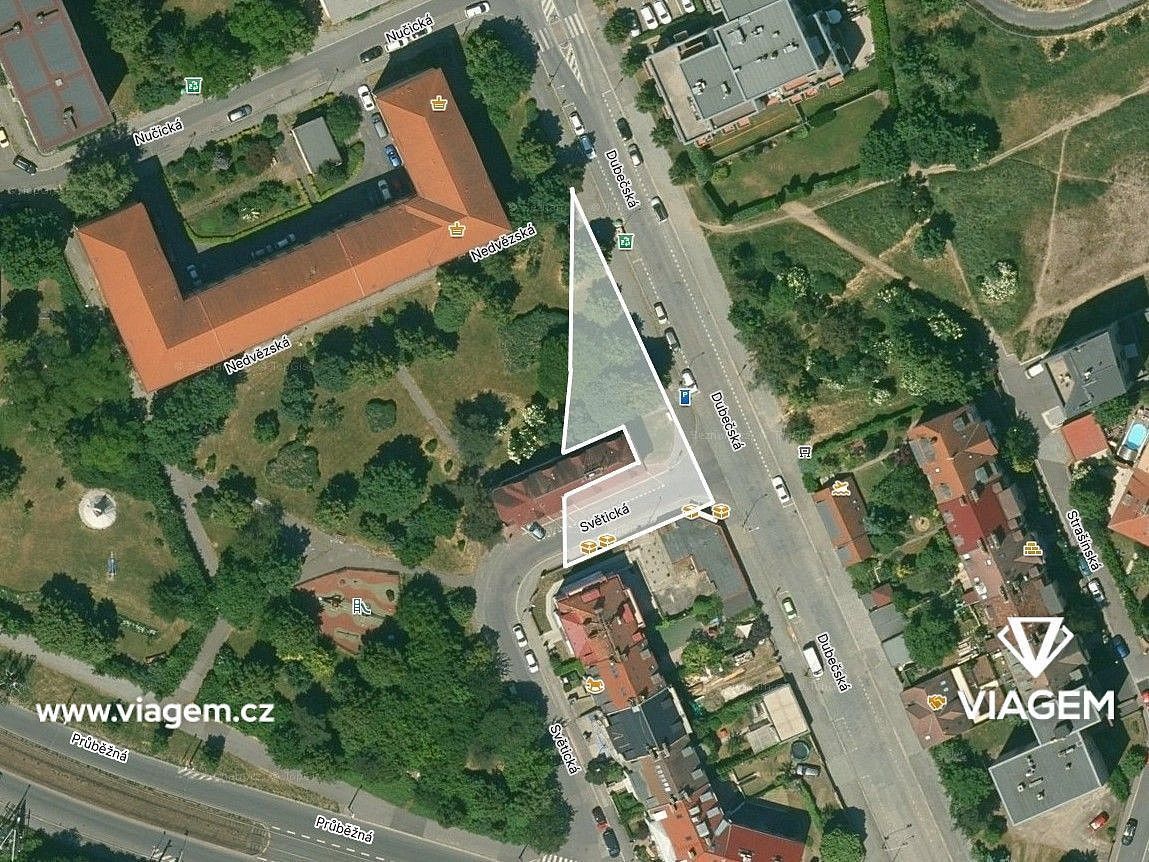 Komerční pozemek, 221 m²