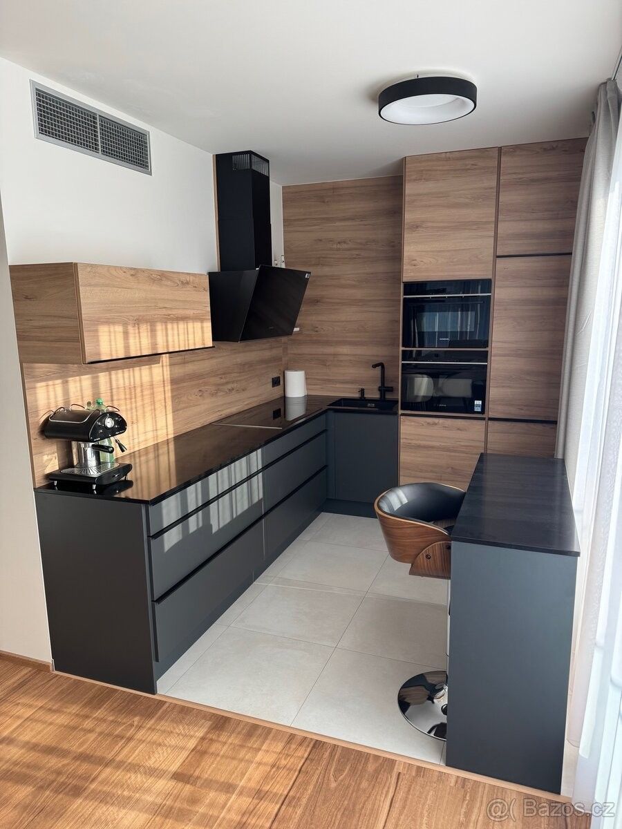 Pronájem byt - Praha, 150 00