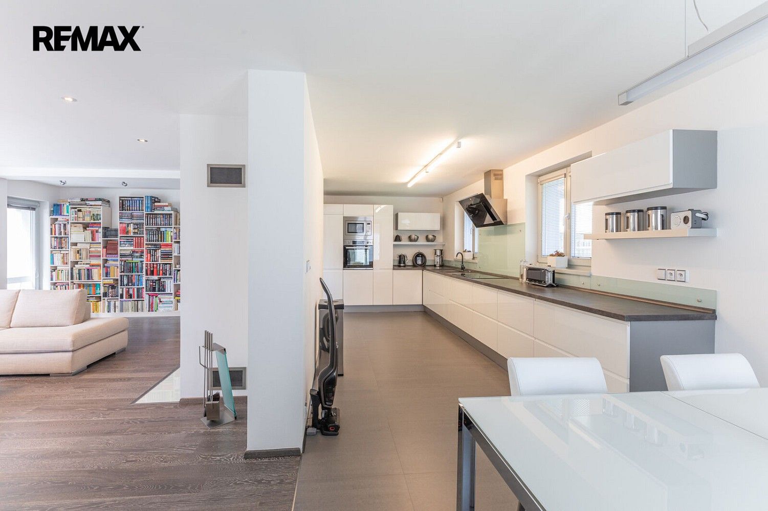 Prodej rodinný dům - Okrouhlá, okres Česká Lípa, Liberecký kraj, 227 m² - 5