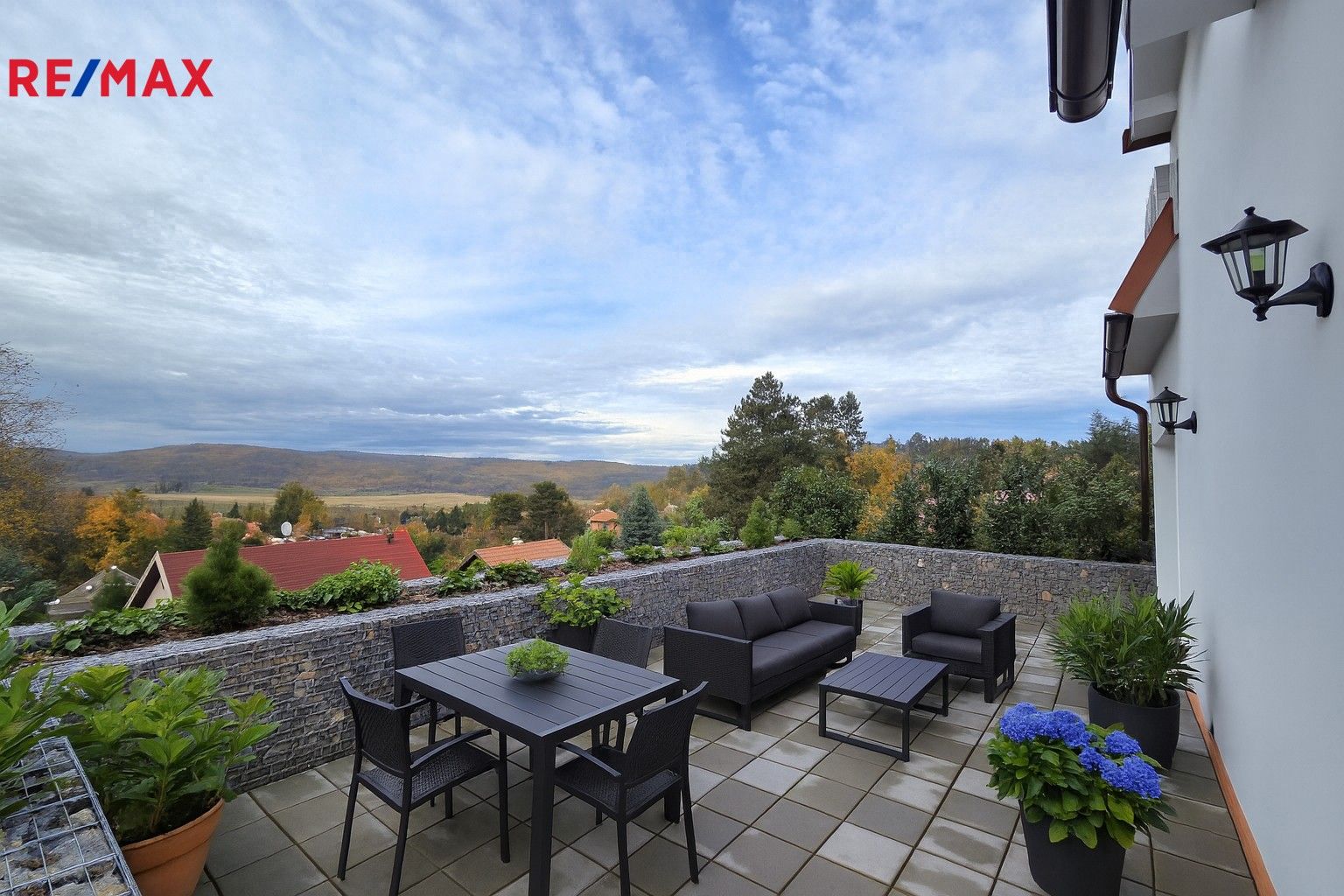 Pronájem byt 2+kk - Nad Burzou 270, Všenory, 39 m²