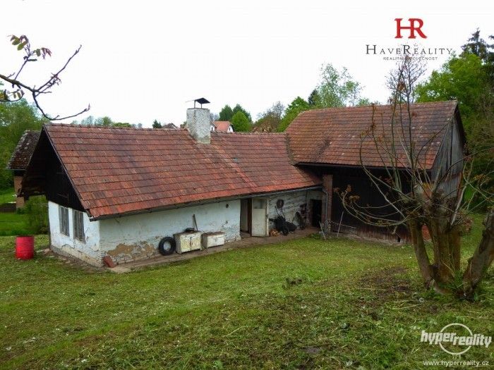 Prodej dům - Bystřice, 1 270 m²
