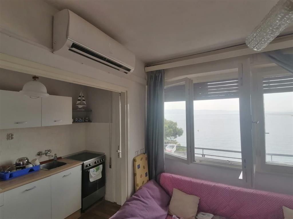 Prodej byt - 987 66, Zahraničí