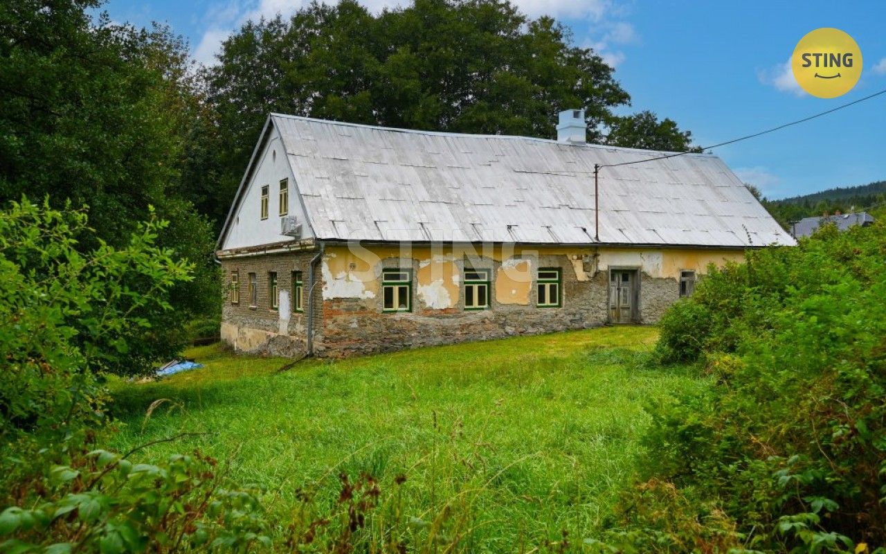 Rodinné domy, Dlouhá, Stará Ves, 220 m²