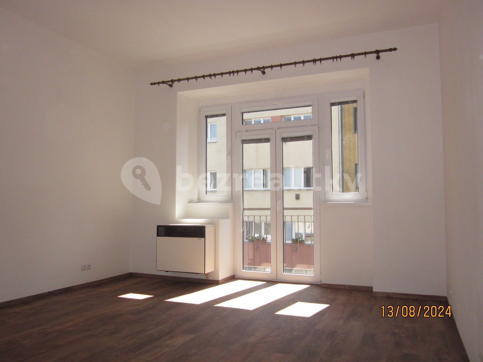 1+1, 5. května, Praha - Nusle, 50 m² - 1