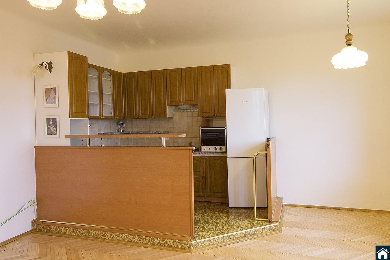 3+kk, Soběslavská, Praha, 83 m²