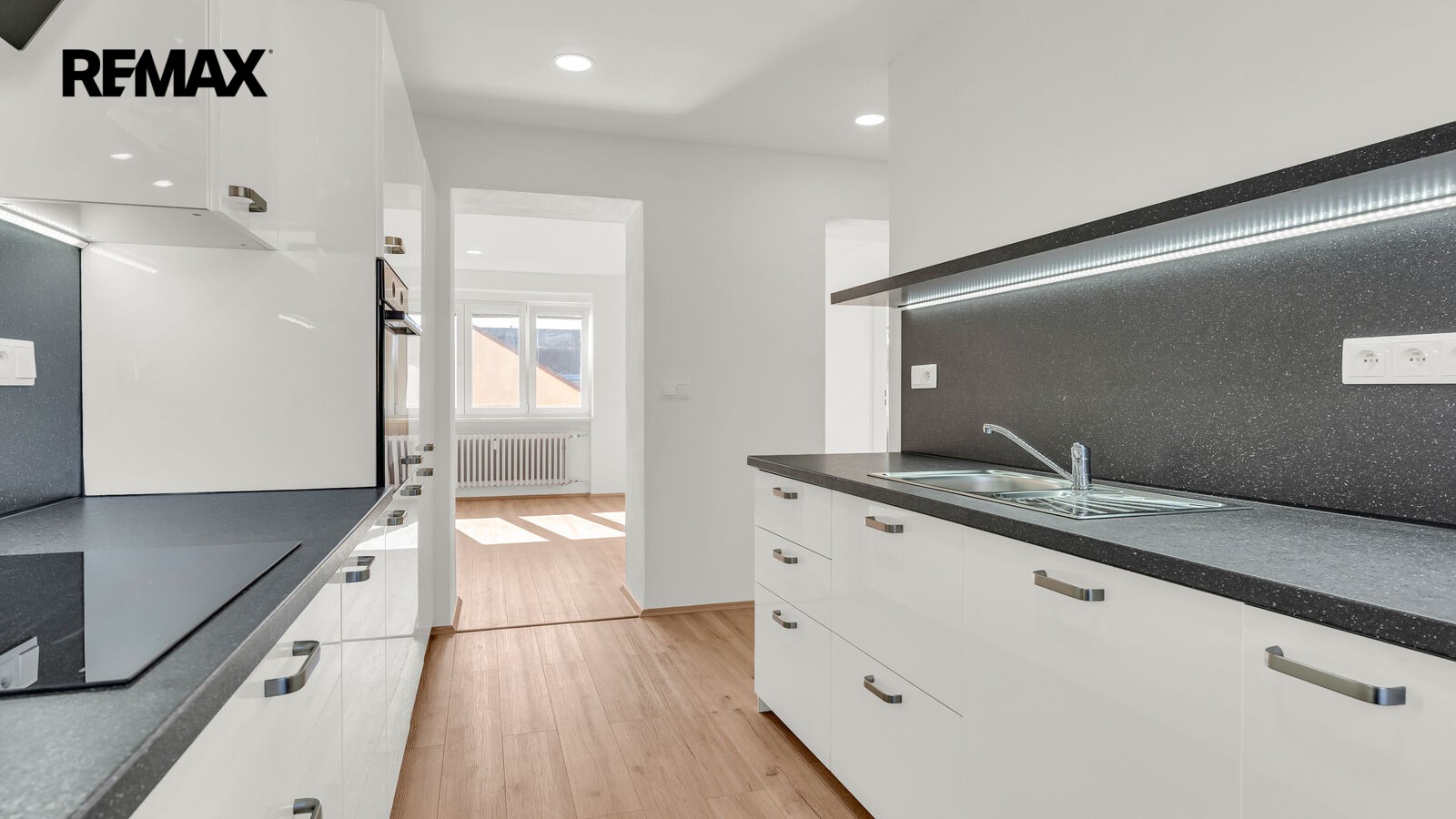 Prodej byt 2+kk - Revoluční 1878, Žďár nad Sázavou 3, 68 m² - 5