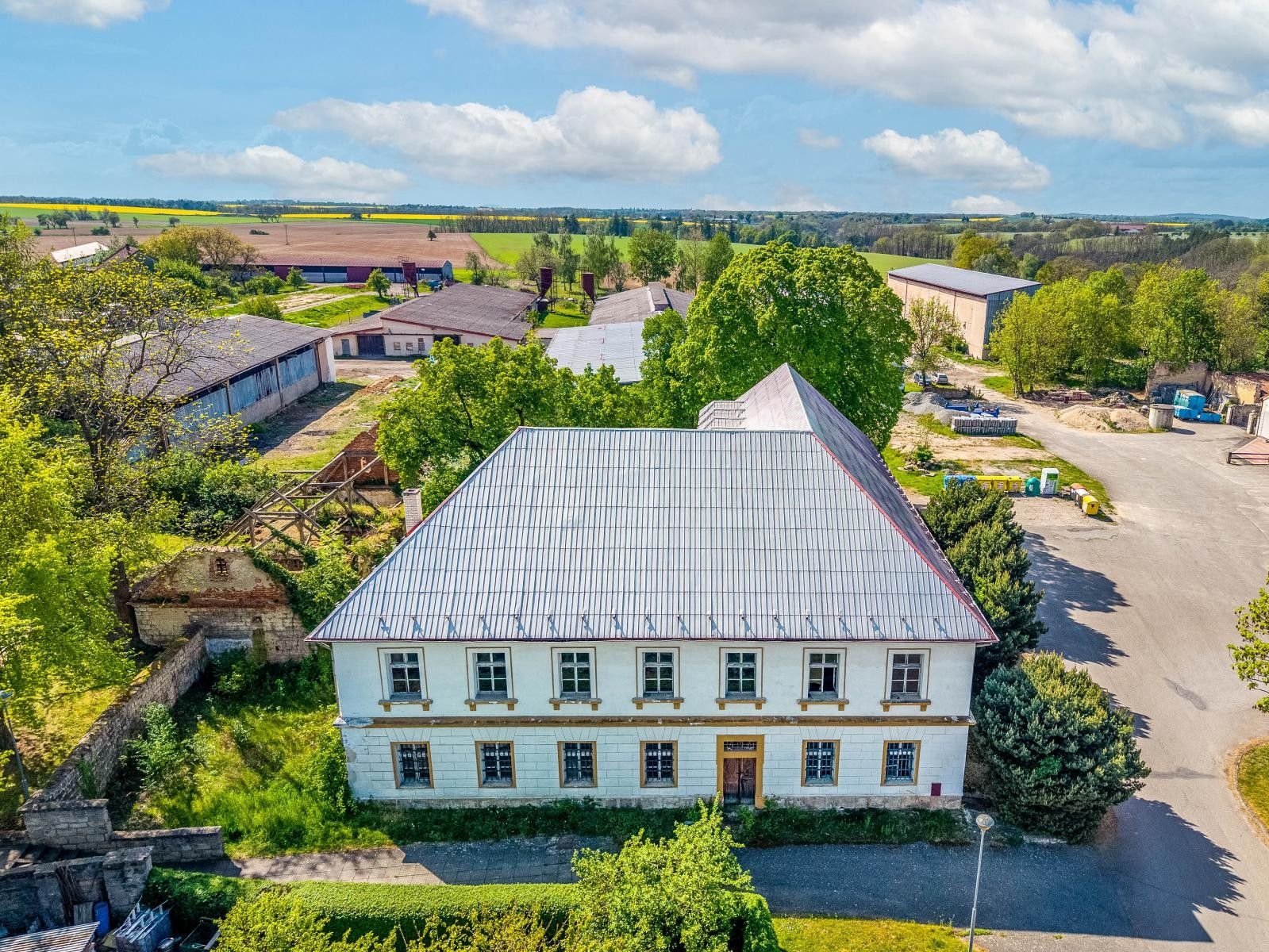 Ostatní, Velké Všelisy, 4 000 m² - 1