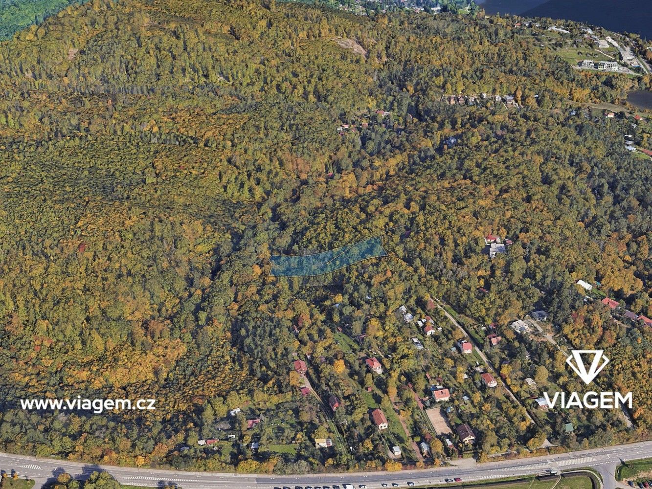 Les, 431 m²