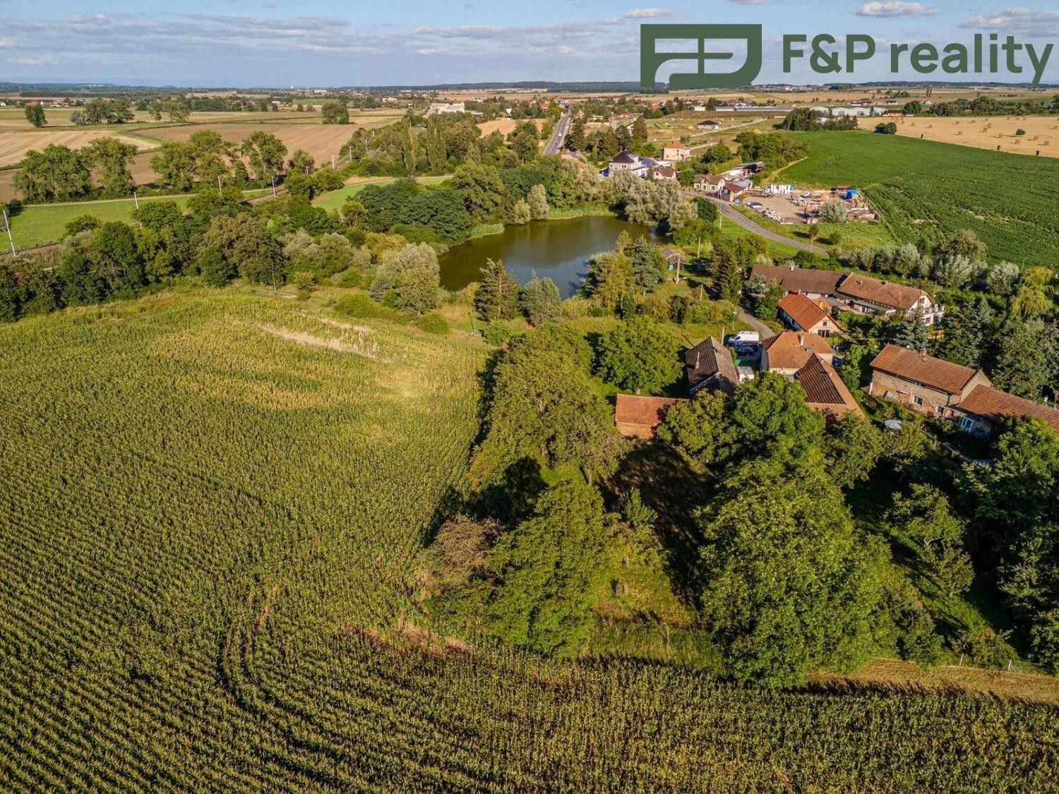 Prodej pozemek pro bydlení - Kladruby, Chlumec nad Cidlinou, 1 408 m²