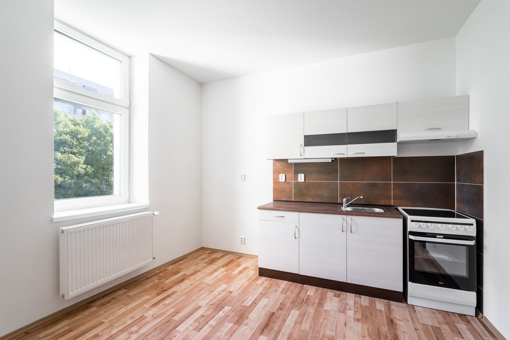 Pronájem byt 1+1 - Úslavská, Plzeň, 48 m²