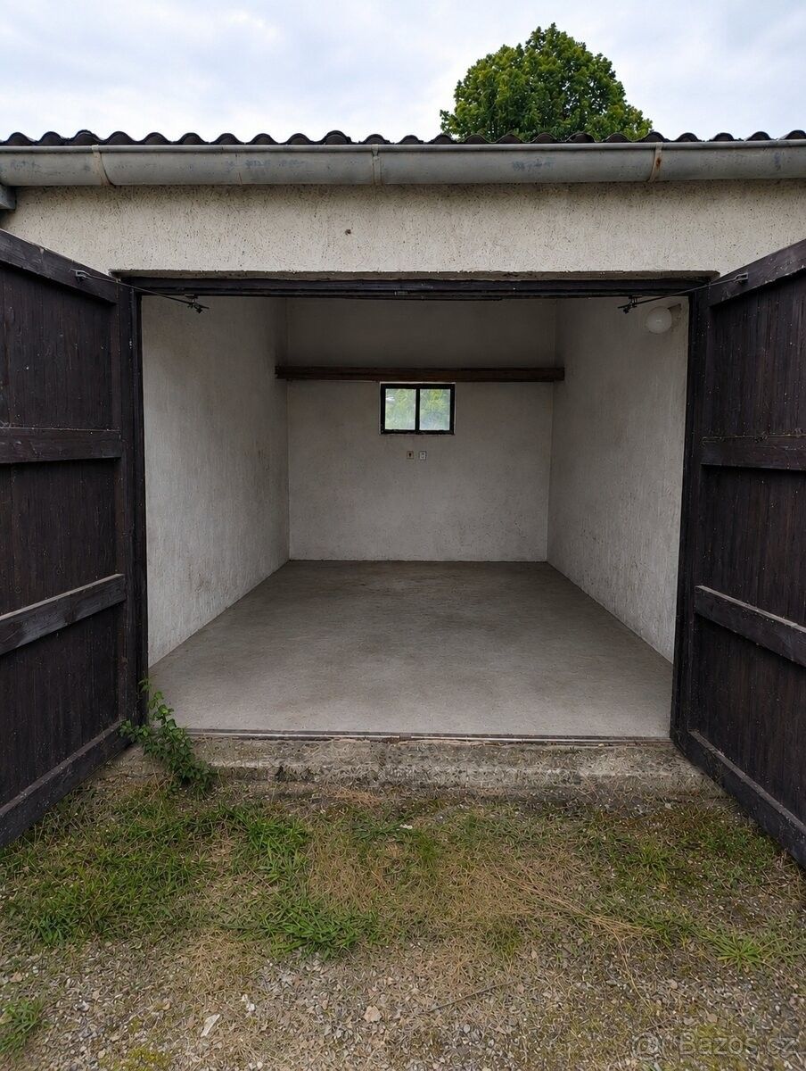 Garáže, Milevsko, 399 01 - 1