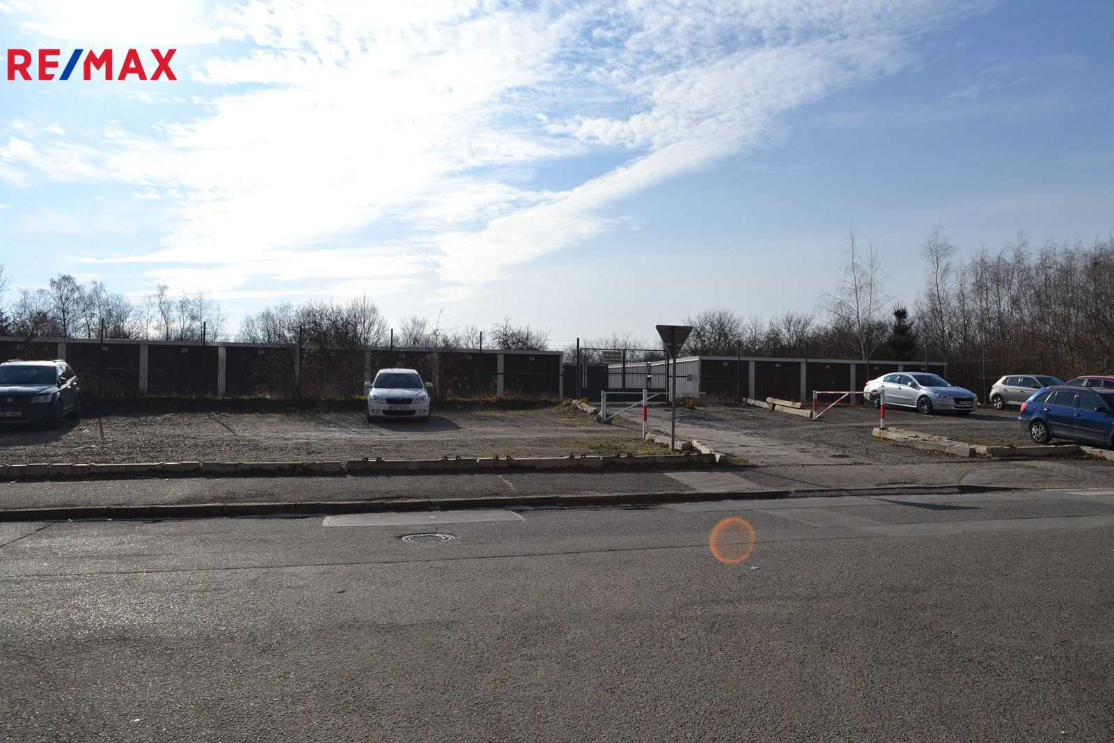 Prodej garáž - Praha, 15 m²