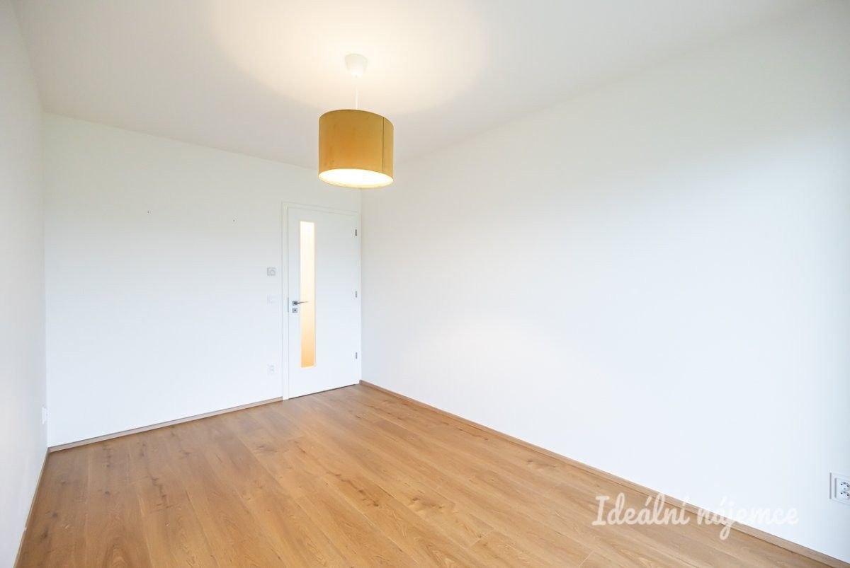 Pronájem rodinný dům - Horoušany, 120 m² - 5