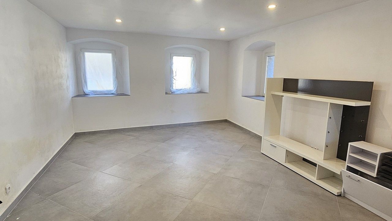 Prodej rodinný dům - Vrutice - Svařenice, okres Litoměřice, 506 m² - 5