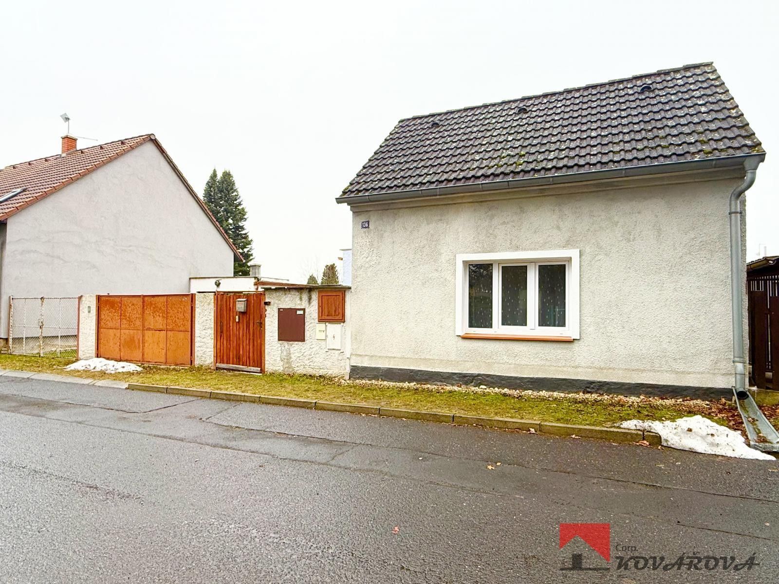 Prodej rodinný dům - Chovatelů , Vědomice, 259 m²