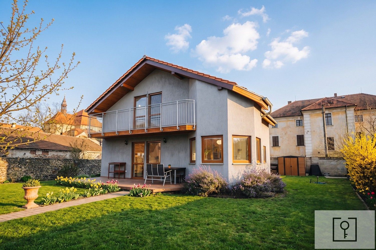 Rodinné domy, Chlumín, okres Mělník, Středočeský kraj, 184 m² - 1
