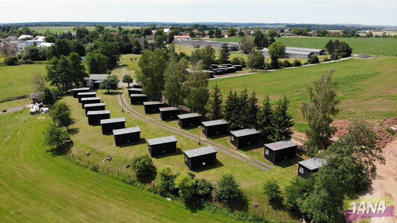 Ubytovací zařízení, Dřevěnice, 16 000 m²