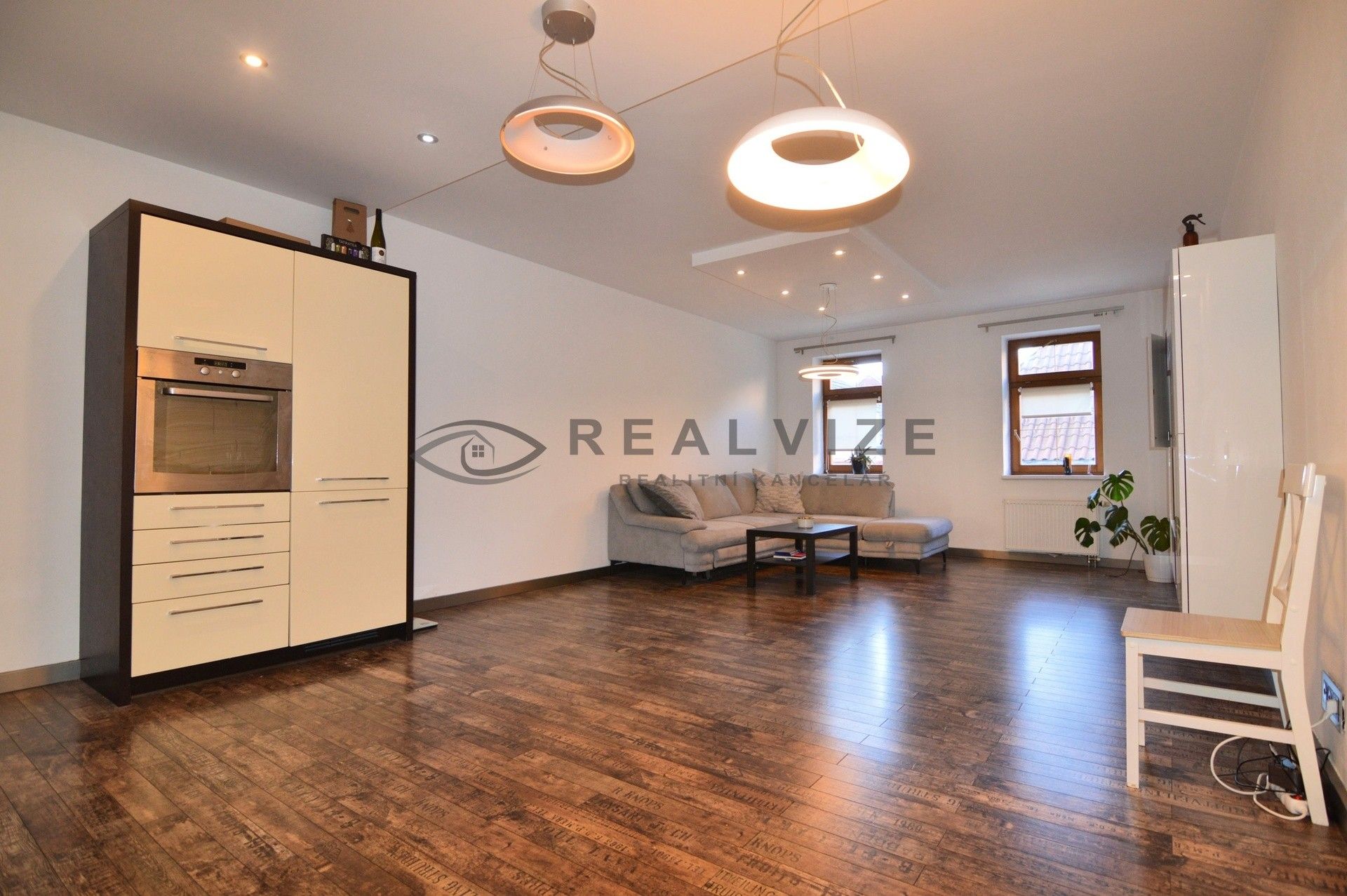 Pronájem byt 3+kk - Plachého 472, České Budějovice, 90 m²