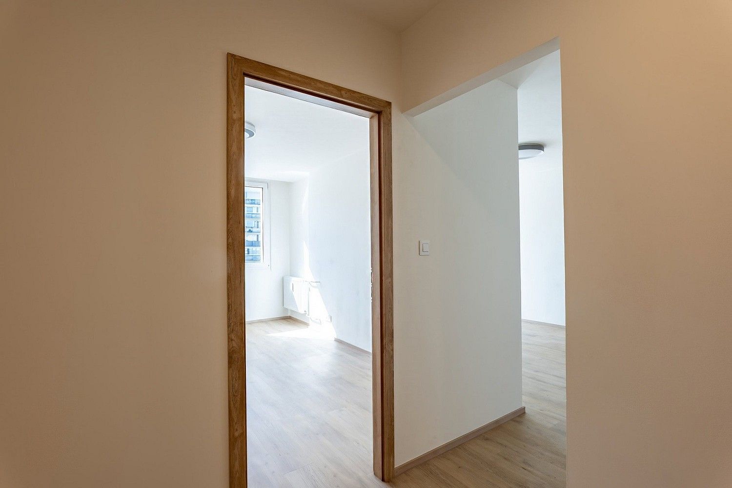Prodej byt 2+kk - Přátelství, Praha 10 - Uhříněves, 39 m² - 5