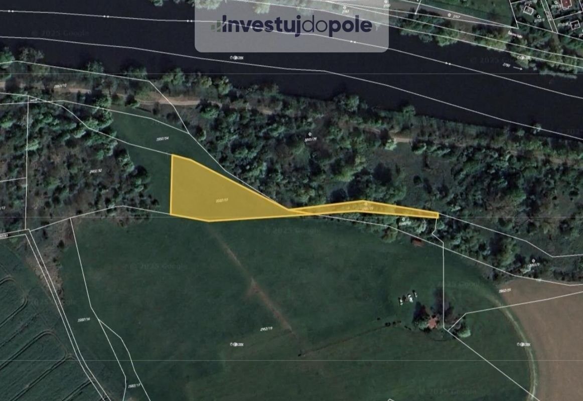 Zemědělské pozemky, Praha, 1 305 m²