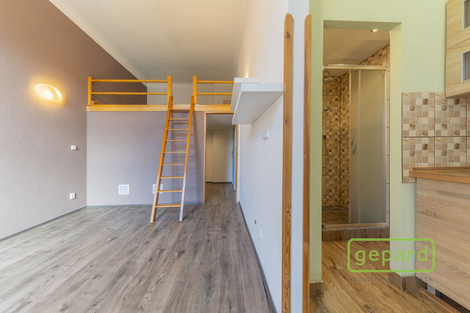 Byt 1+kk · 35 m² · Svobody, Cheb - 4