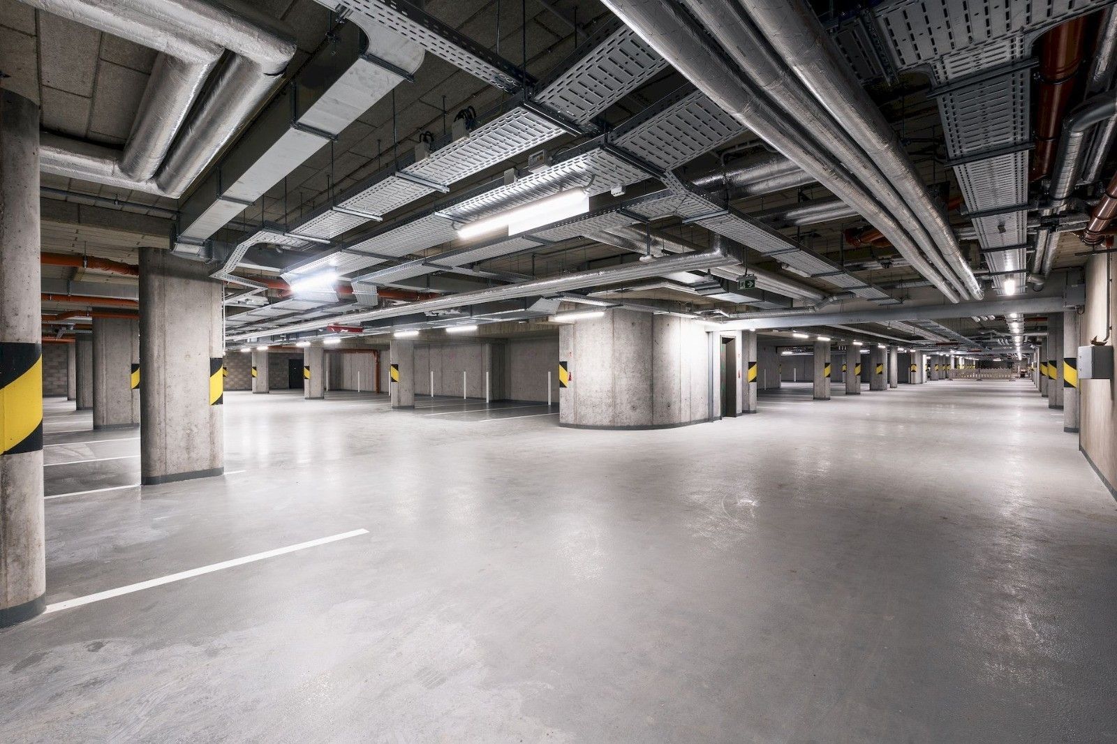 Garáže, Praha - Radlice, 15 m² - 1
