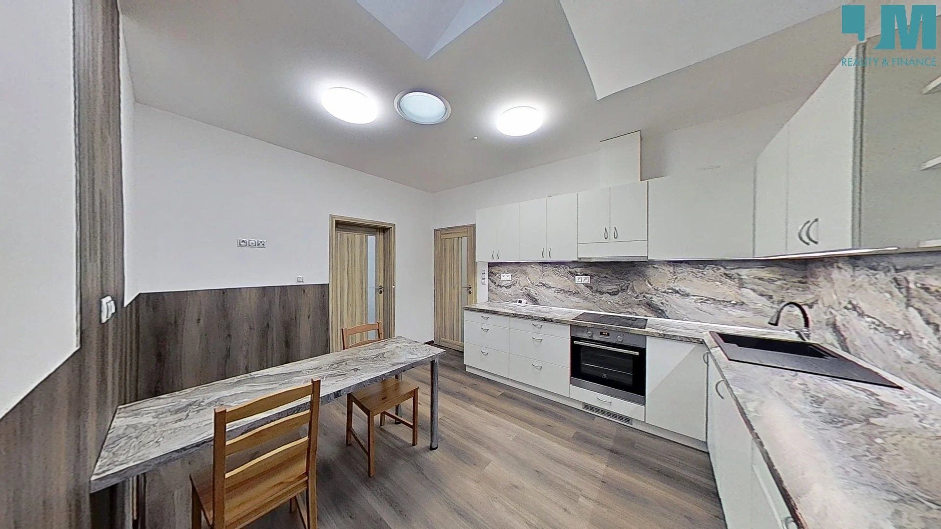 Pronájem byt 3+1 - Štoky, 97 m²