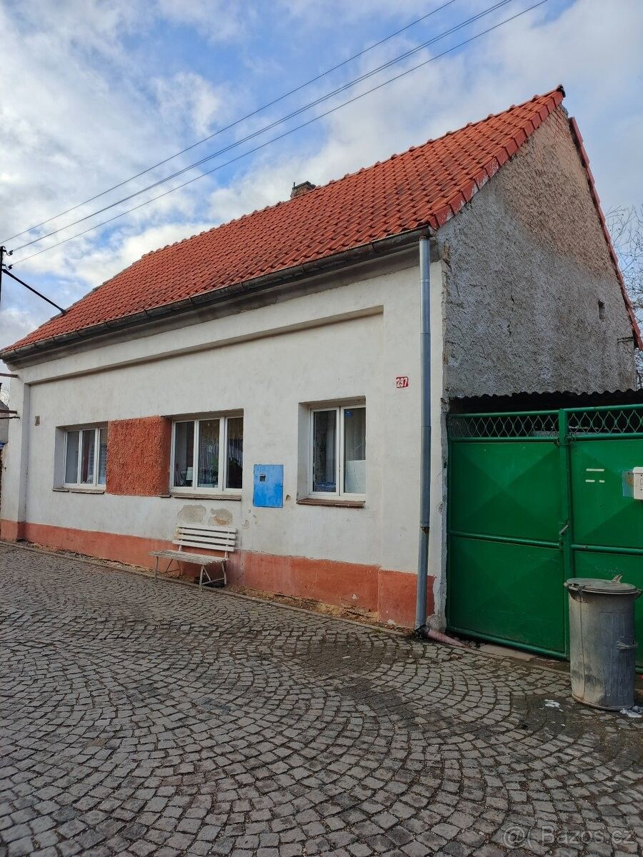 Rodinné domy, Kladno, 272 01