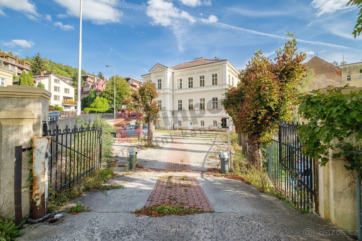 Prodej dům - Karlovy Vary, 360 01, 875 m²