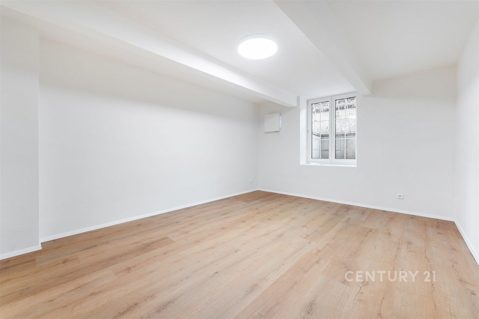 Prodej byt 3+kk - Velvarská 1622, Praha Dejvice, 71 m² - 5