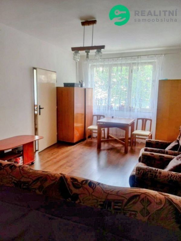 Prodej byt 3+1 - Jabloňová, Chrudim, 63 m²