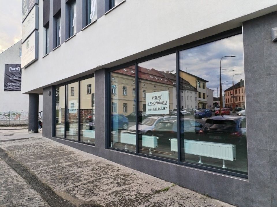 Pronájem obchodní prostory - Jihlava, 136 m²