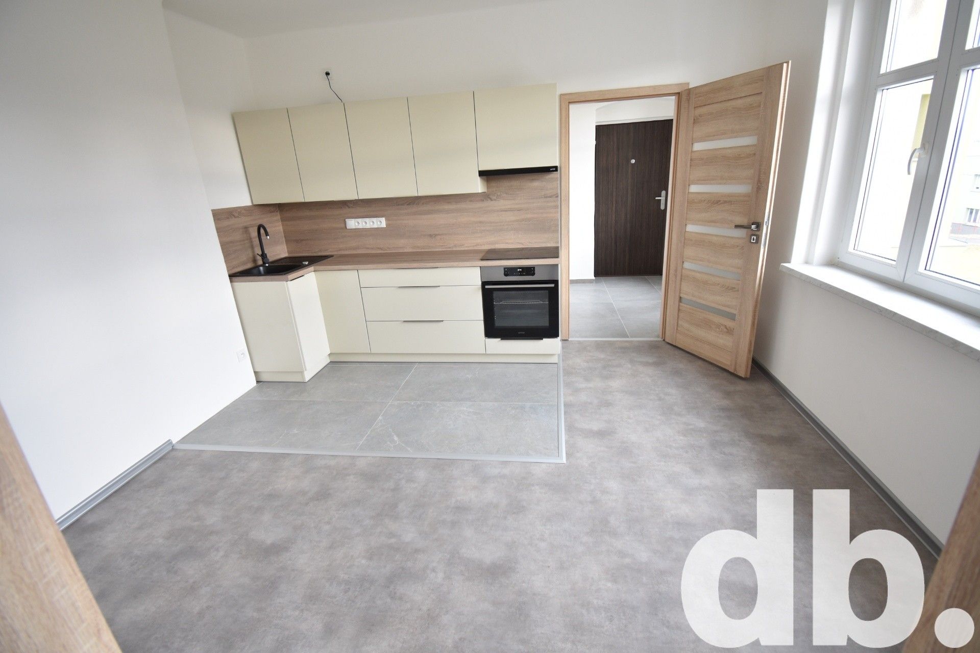 2+kk, Rohová, Karlovy Vary, 45 m²