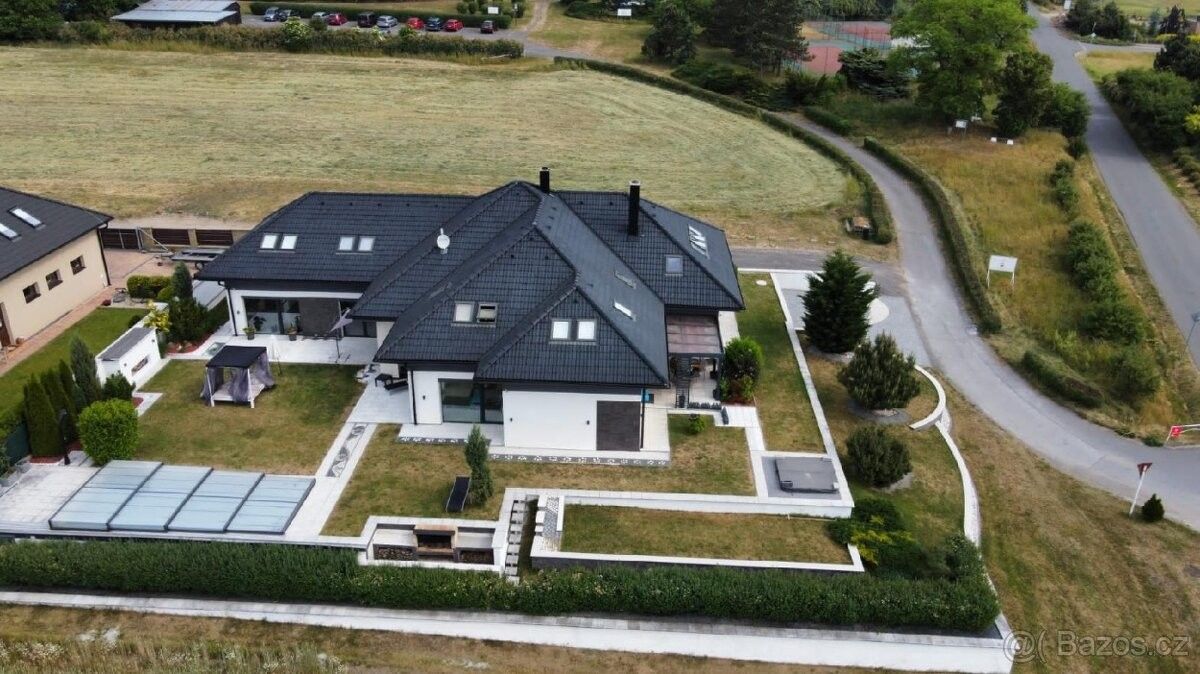 Prodej dům - Řitka, 252 03, 1 300 m²