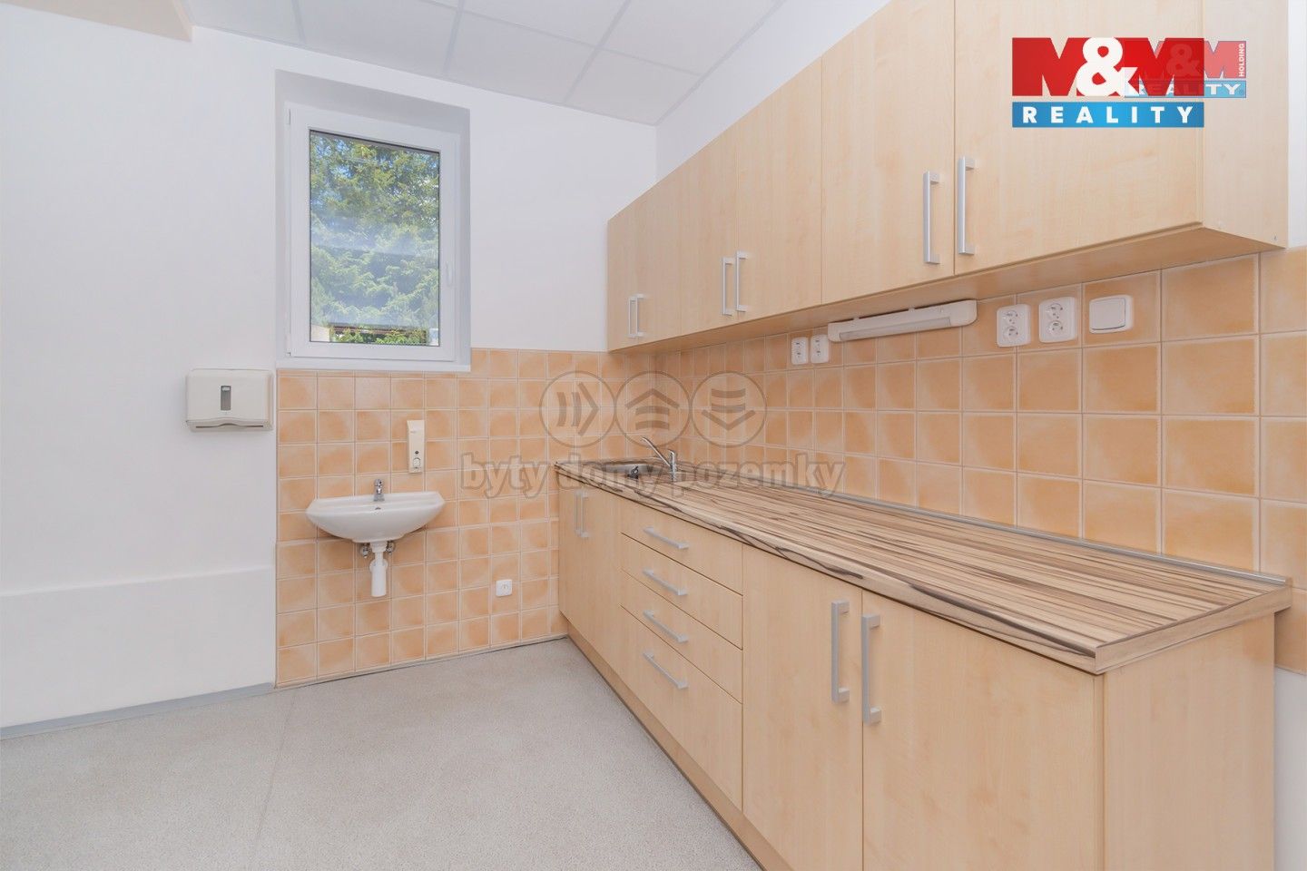 Sklad · 1 187 m² · Chuderov - 3