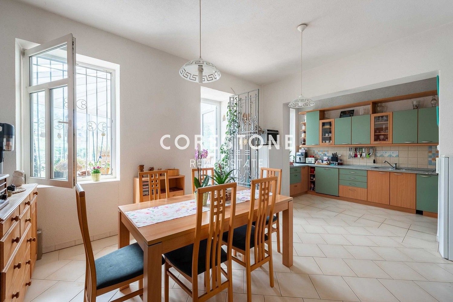 Rodinné domy, Na Vyhlídce, Karlovy Vary, 701 m² - 2