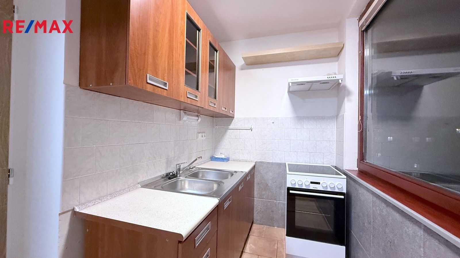Pronájem byt 1+kk - Dunická 3142, Praha, 20 m²
