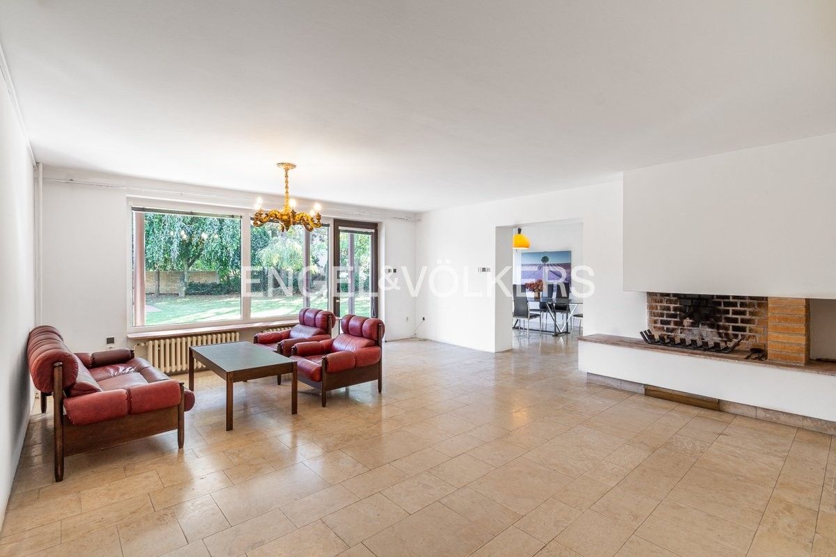 Pronájem vila - Na dlouhé mezi, Praha, 436 m²