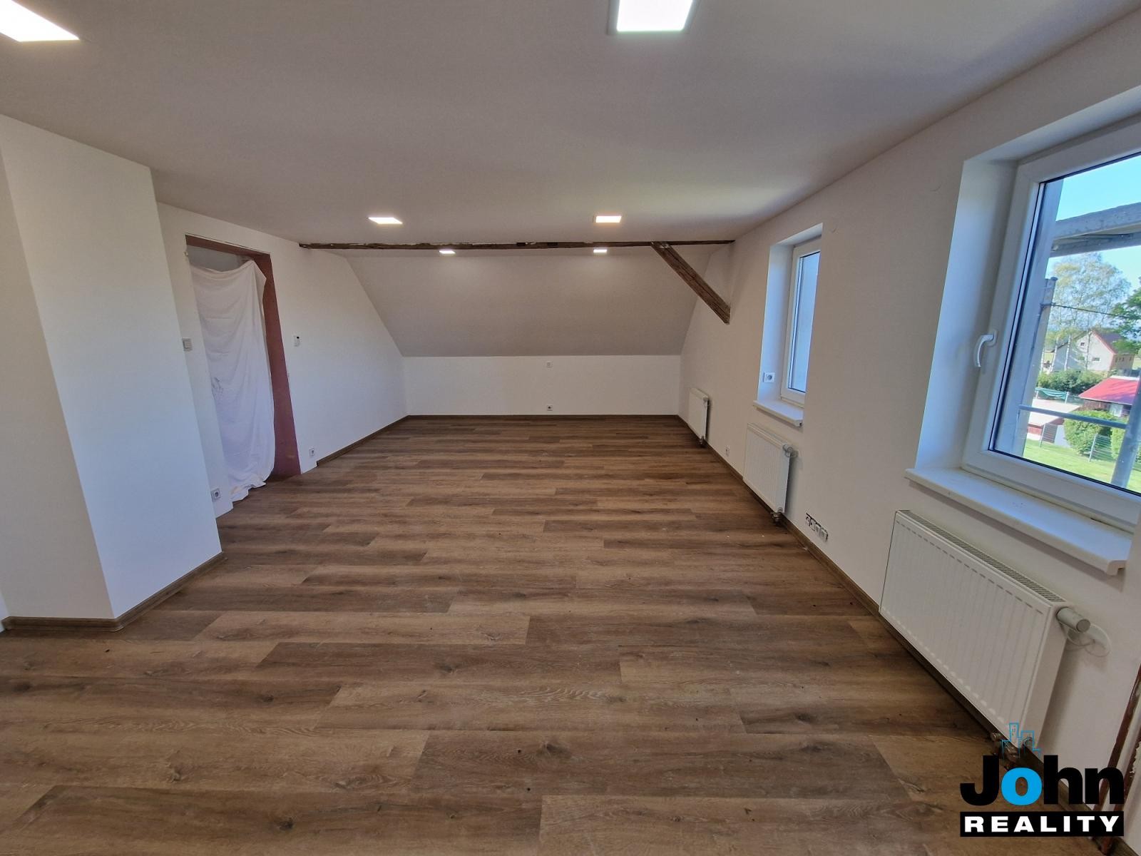Pronájem dům - Rudé armády, Brandov, 260 m² - 5